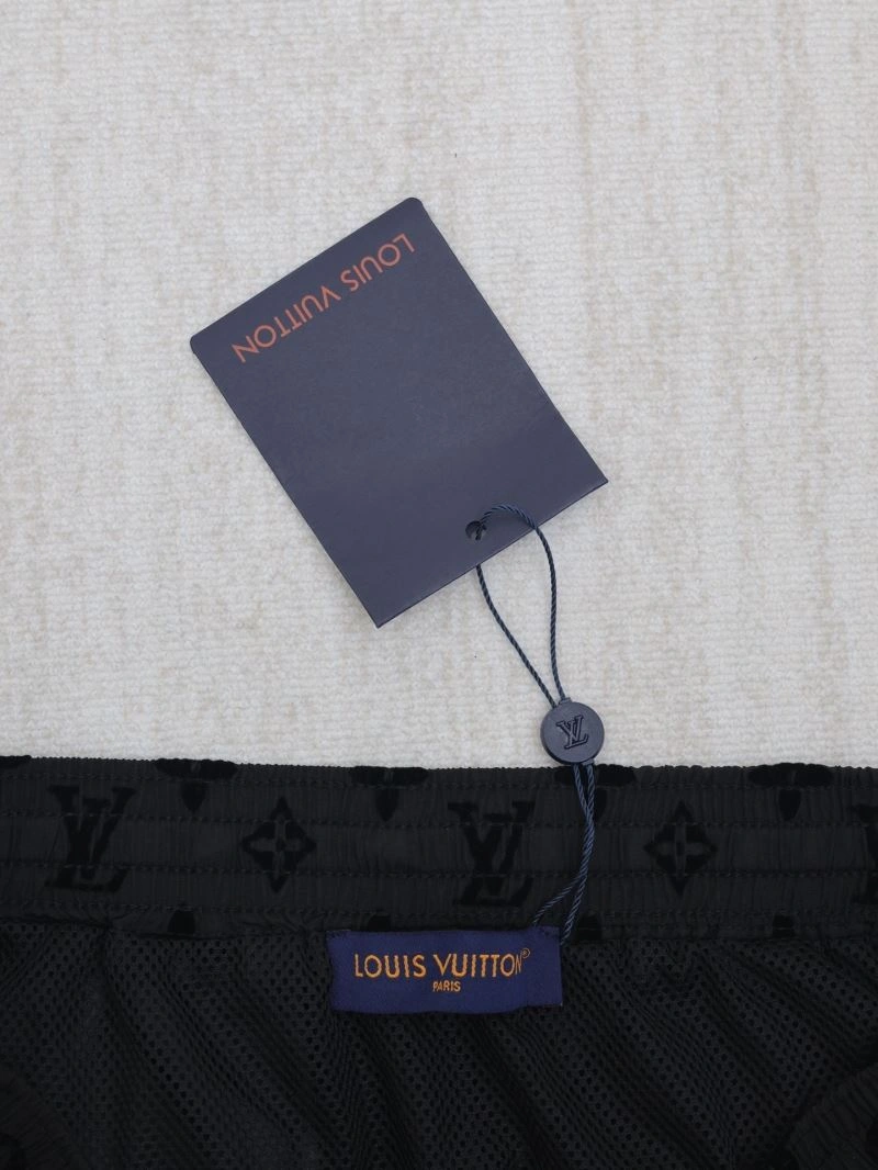 Contemporary Louis Vuitton Short Pants 138518
