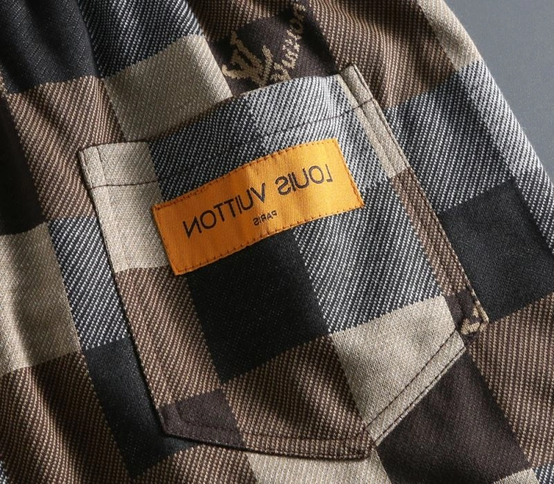 Louis Vuitton Short Pants Casual 139120