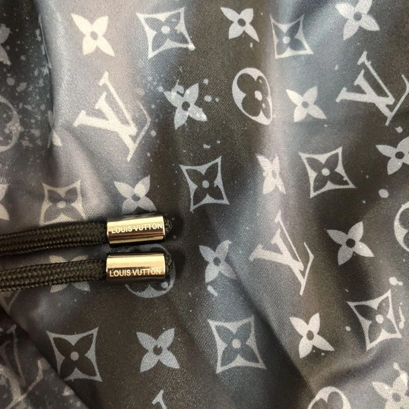 Elegant Louis Vuitton Short Pants 138986
