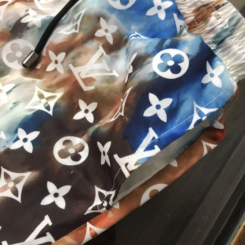 Contemporary Louis Vuitton Short Pants 138982