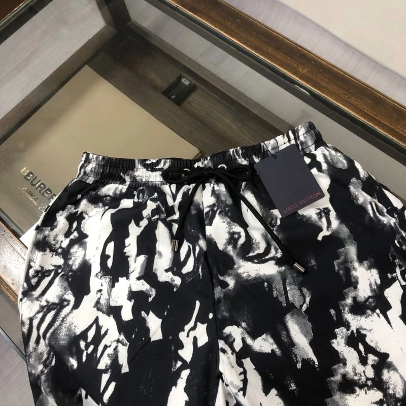 Louis Vuitton Short Pants Casual 138980