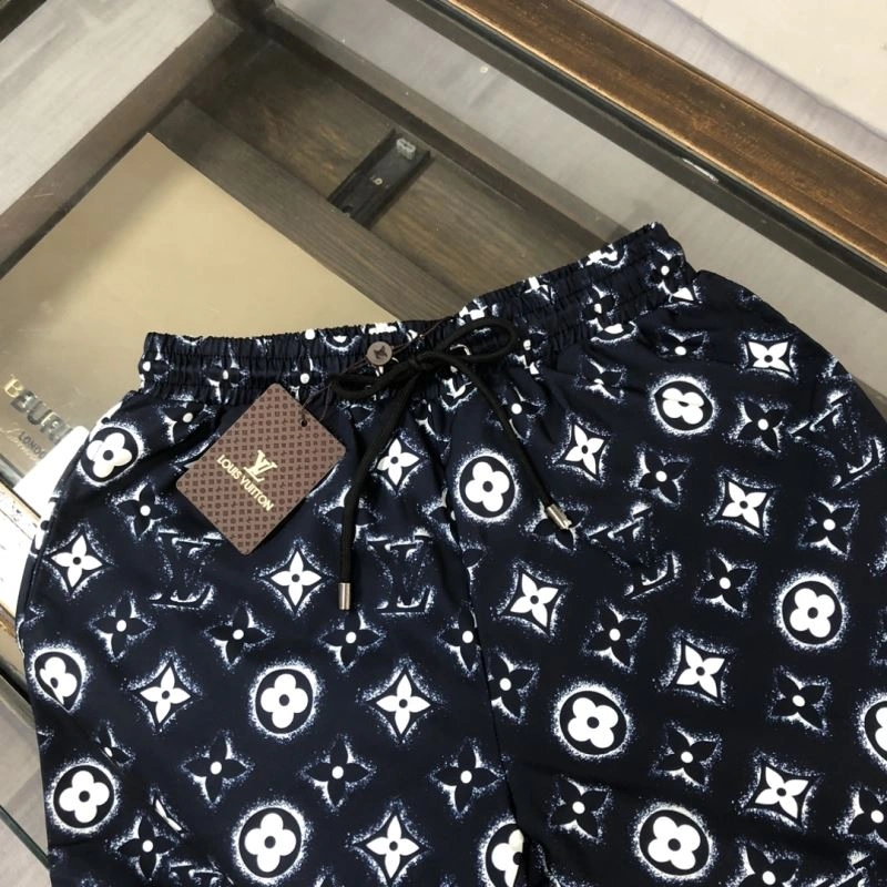 Unisex Louis Vuitton Short Pants 138972