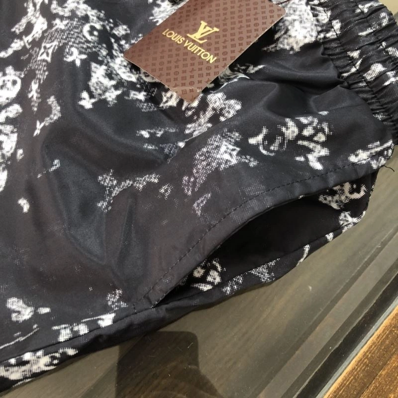 Casual Louis Vuitton Short Pants 138967