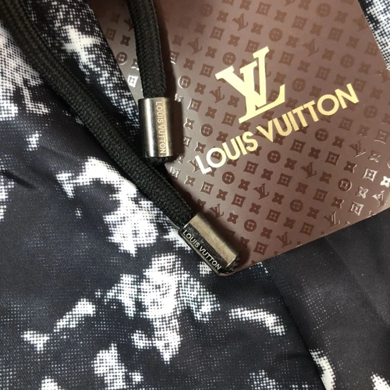 Casual Louis Vuitton Short Pants 138967