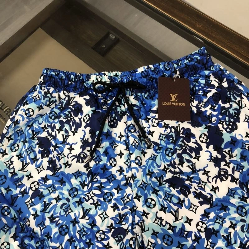 Sporty Louis Vuitton Short Pants 138963