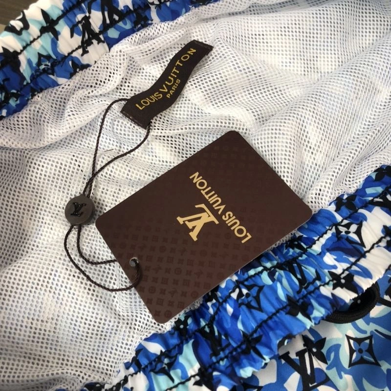 Sporty Louis Vuitton Short Pants 138963