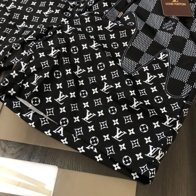 Sophisticated Louis Vuitton Short Pants 138954