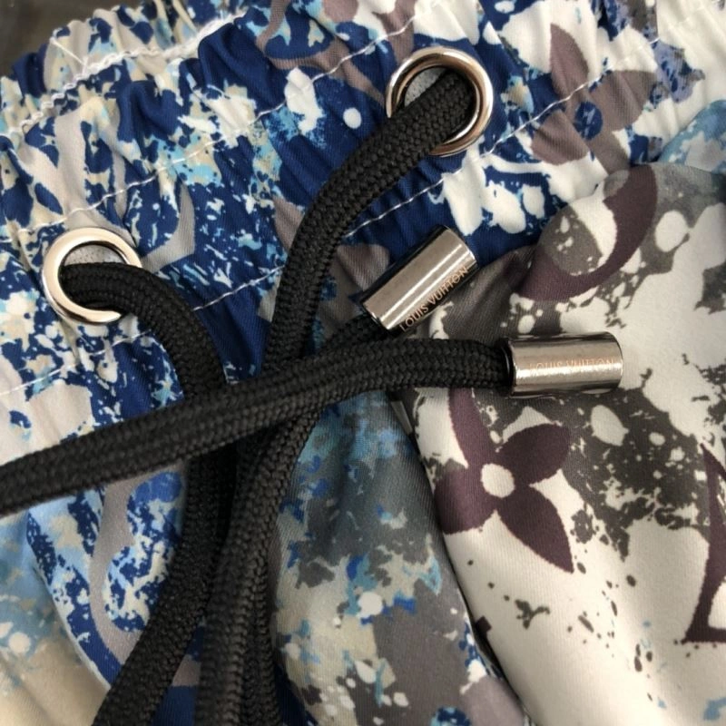Lightweight Louis Vuitton Short Pants 138952
