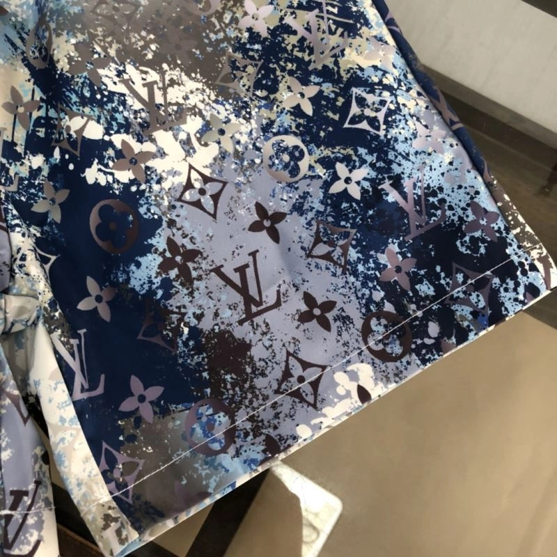 Lightweight Louis Vuitton Short Pants 138952