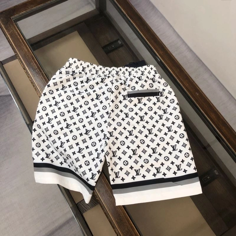 Lightweight Louis Vuitton Short Pants 138978