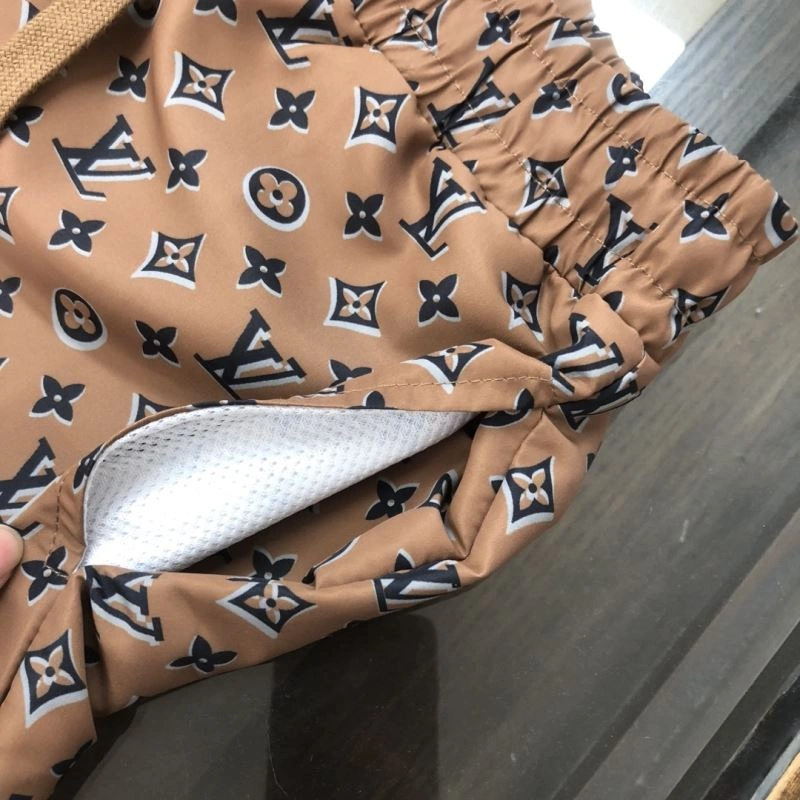 RelaxedFit Louis Vuitton Short Pants 138959