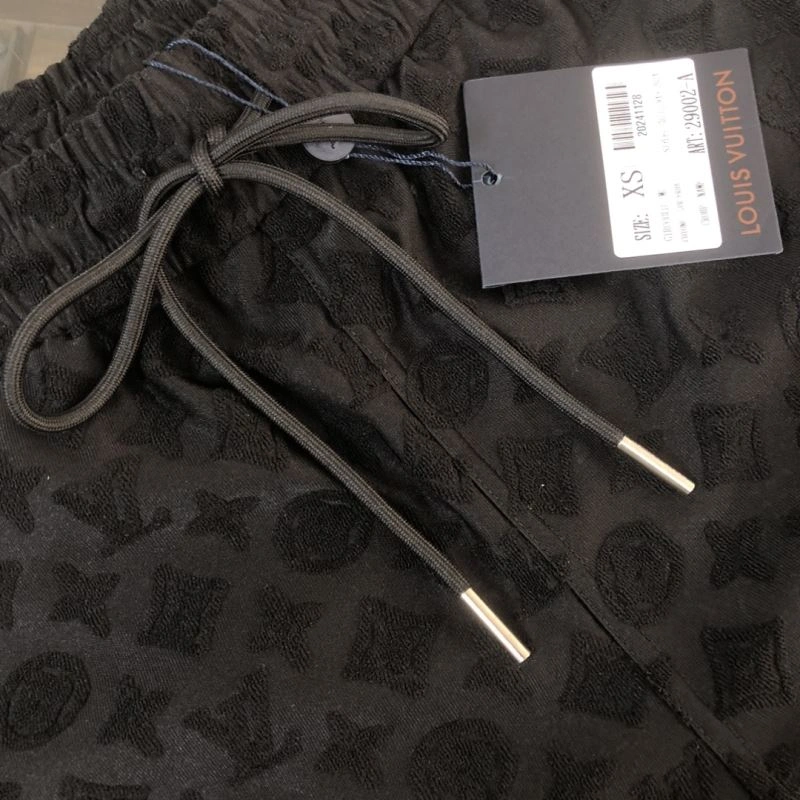 Louis Vuitton Short Pants Comfortable 138942