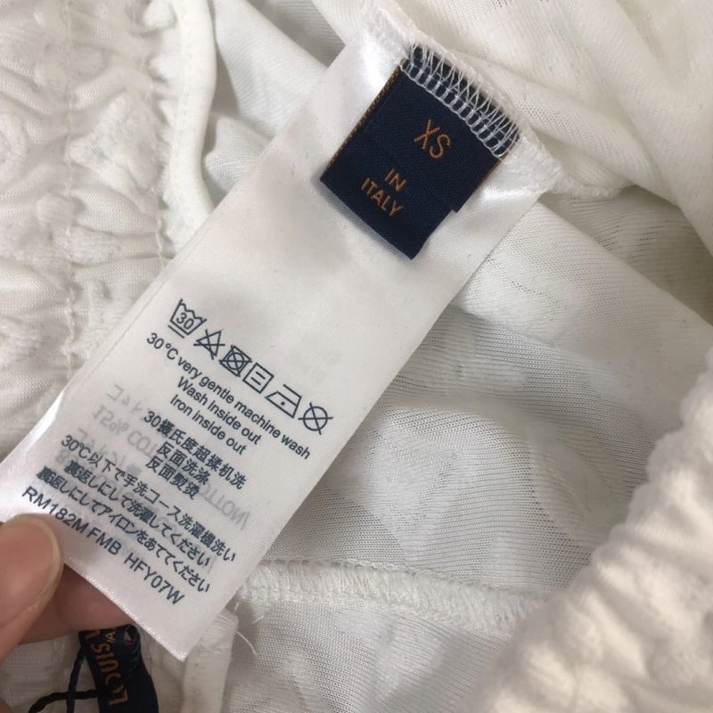 Louis Vuitton Short Pants ModernLook 138940