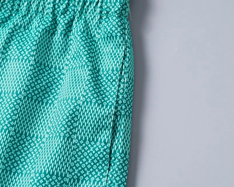 Breathable Louis Vuitton Short Pants 130336