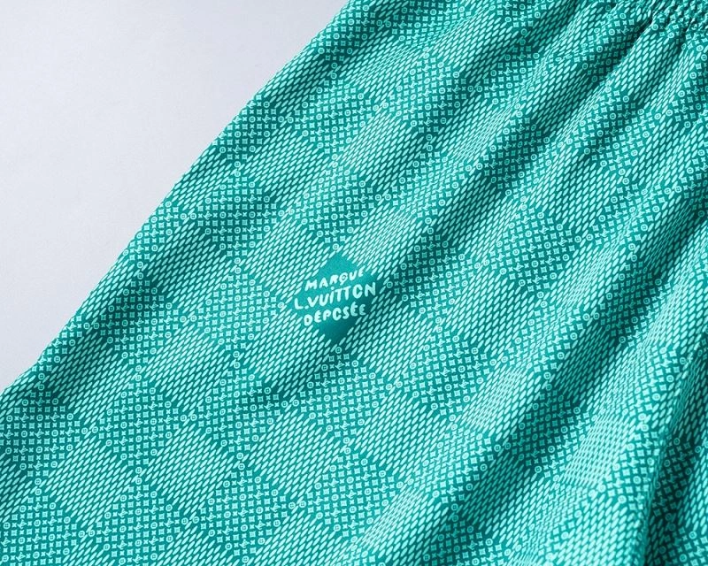 Breathable Louis Vuitton Short Pants 130336