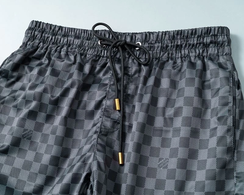 Louis Vuitton Short Pants Stretchable 130338