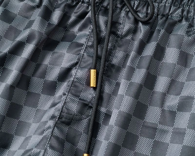 Louis Vuitton Short Pants Stretchable 130338