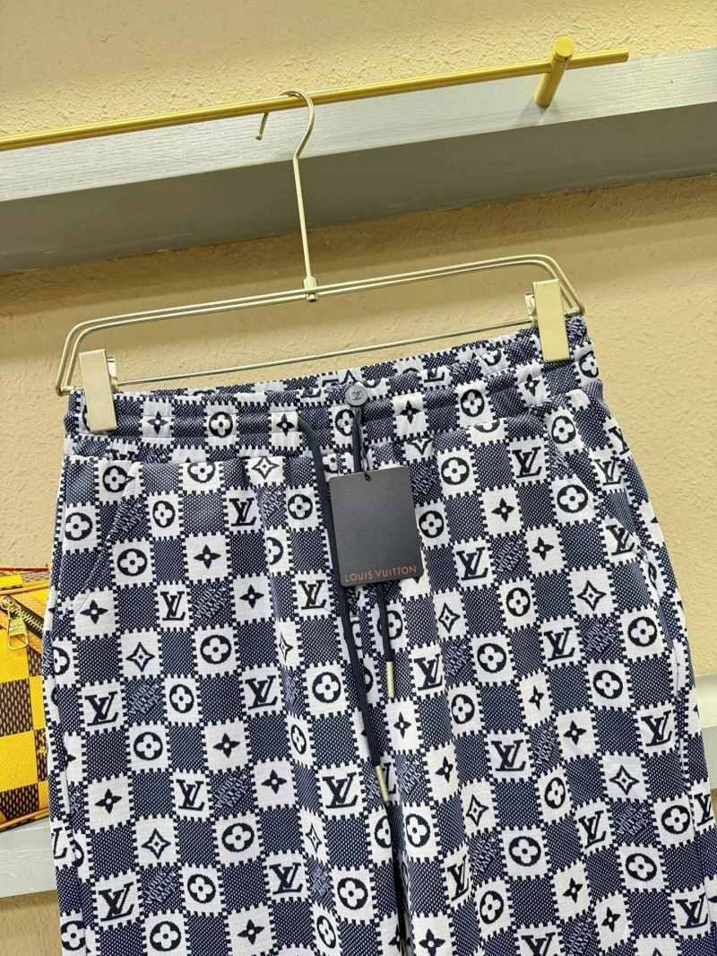 Louis Vuitton Short Pants Stretchable 137440