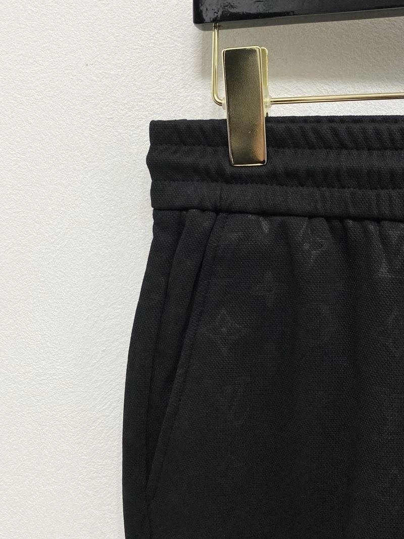 WellDesigned Louis Vuitton Short Pants 137436