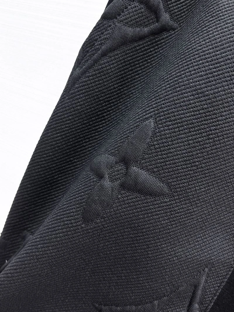 Louis Vuitton Short Pants TechFriendly 137477