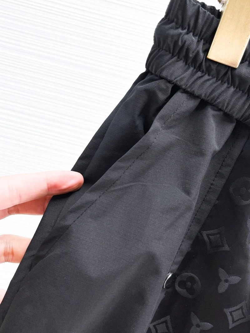 Louis Vuitton Short Pants Upgraded 137420