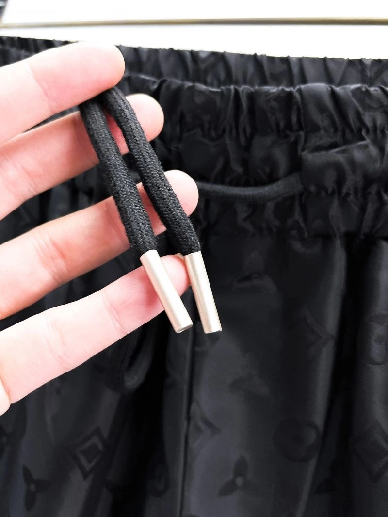 Cozy Louis Vuitton Short Pants 137422