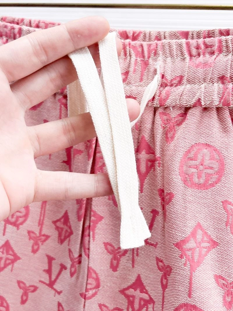 Supportive Louis Vuitton Short Pants 137404