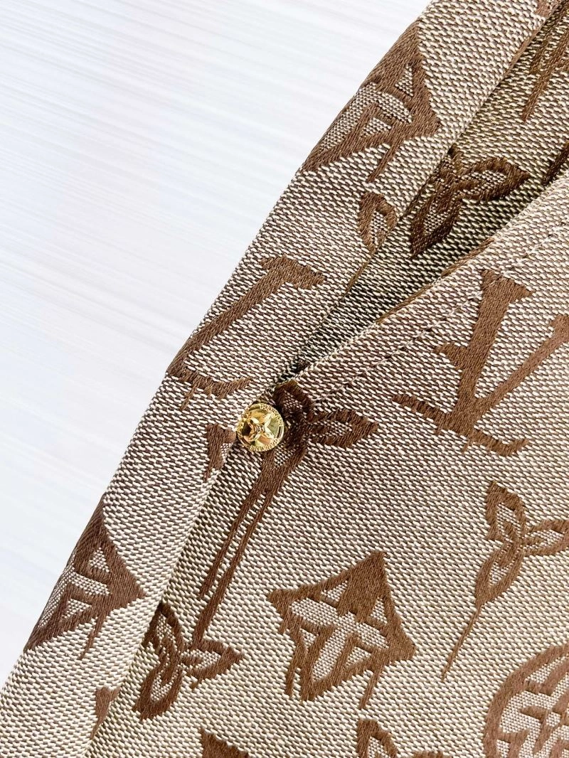 Flexible Louis Vuitton Short Pants 137416