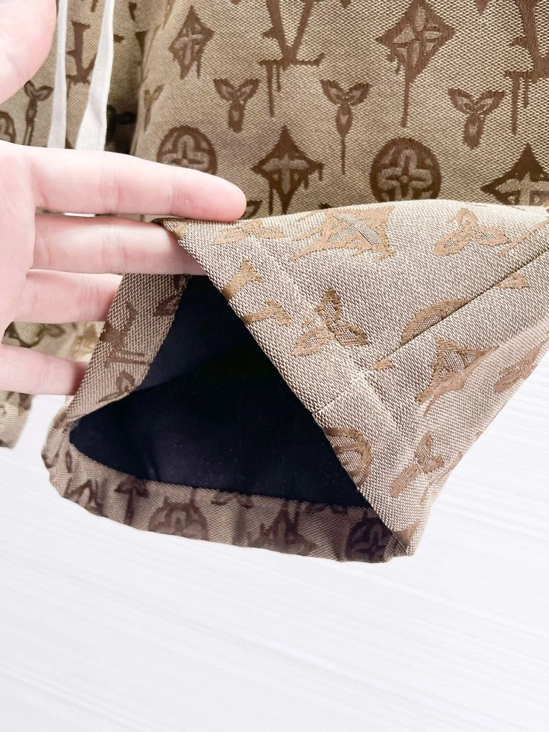 Flexible Louis Vuitton Short Pants 137416