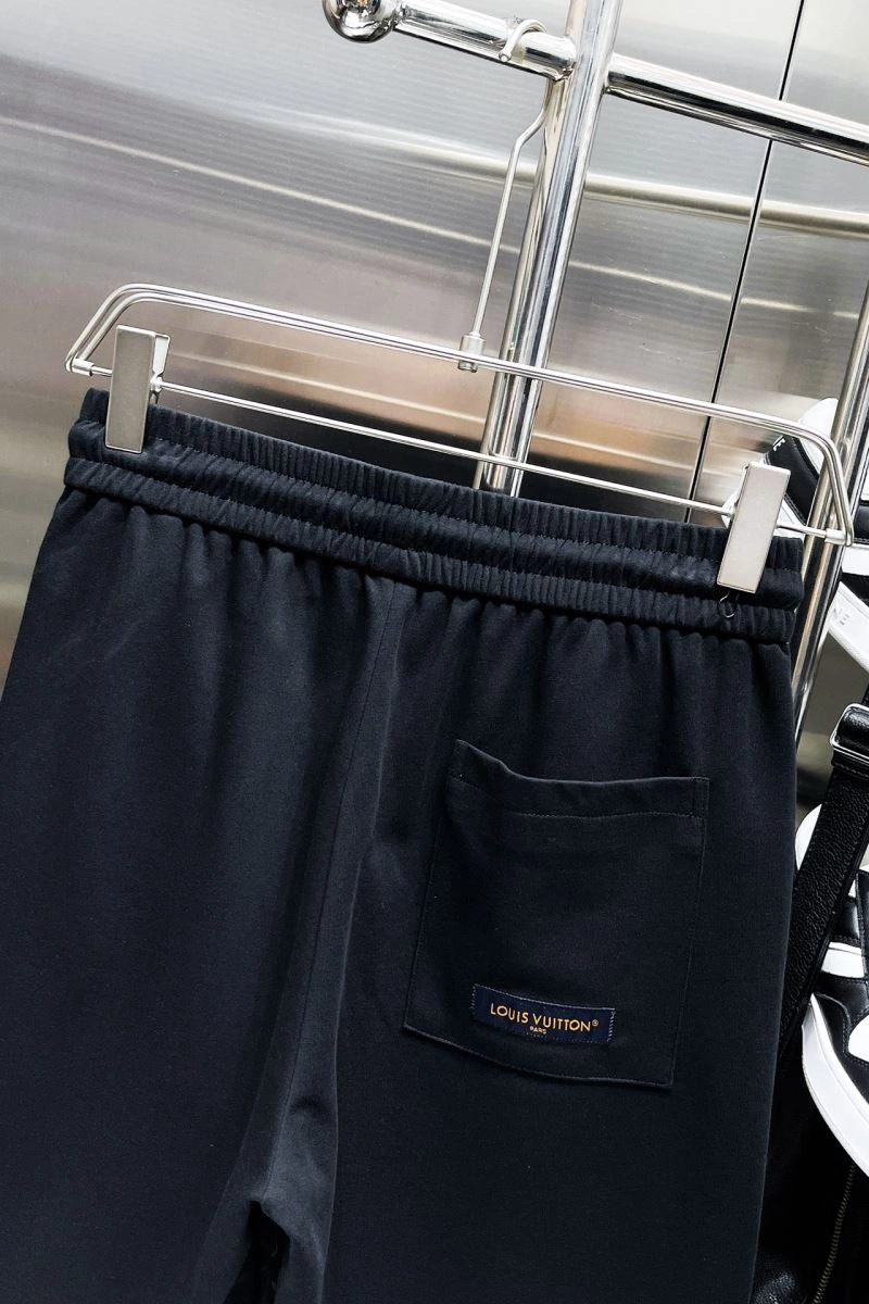 Practical Louis Vuitton Short Pants 137409