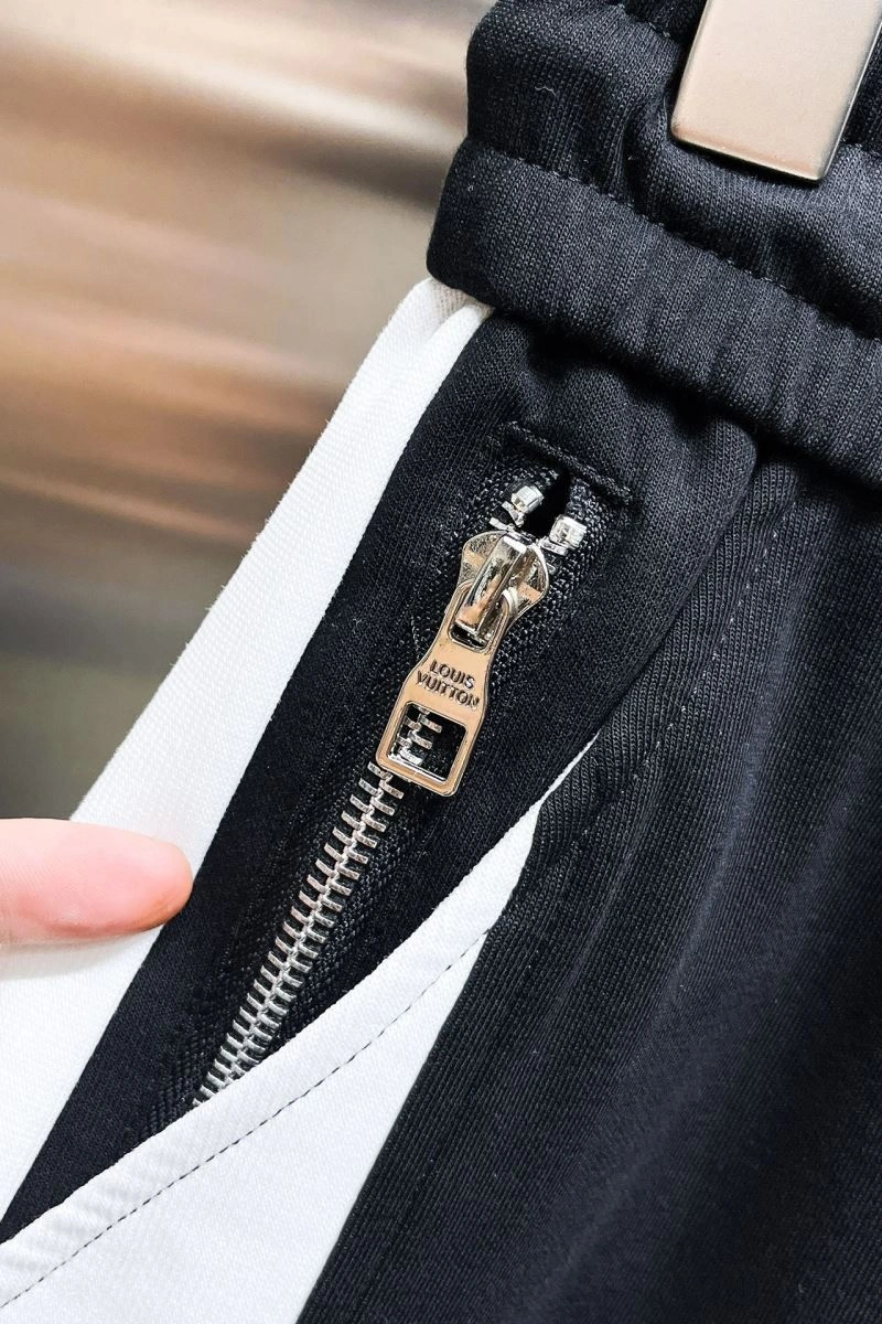 Comfortable Louis Vuitton Short Pants 137408