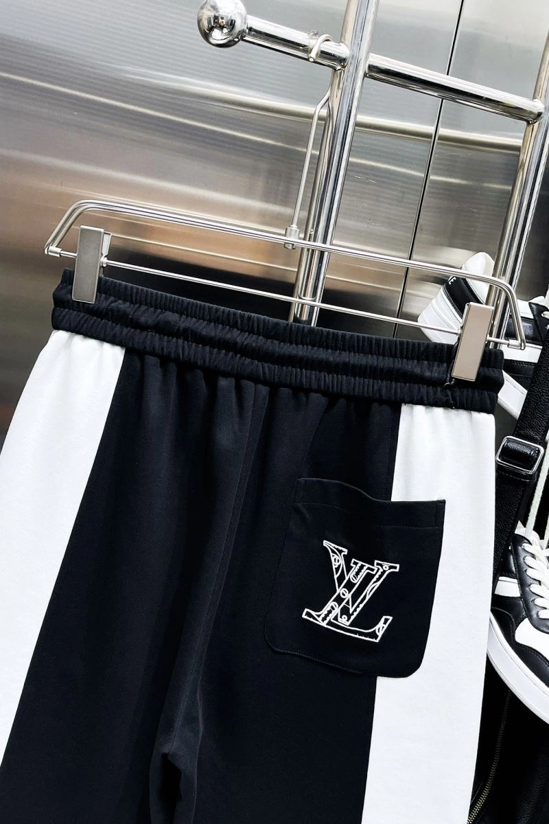 Comfortable Louis Vuitton Short Pants 137408