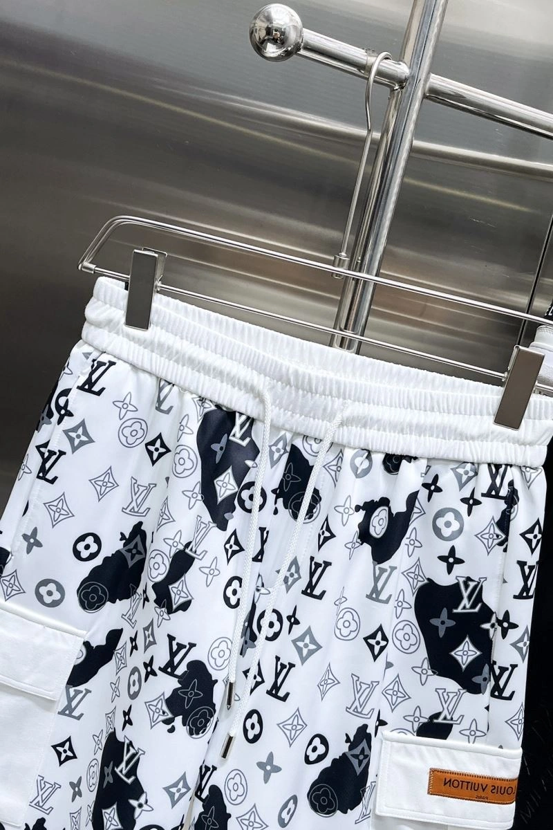 Casual Louis Vuitton Short Pants 137402