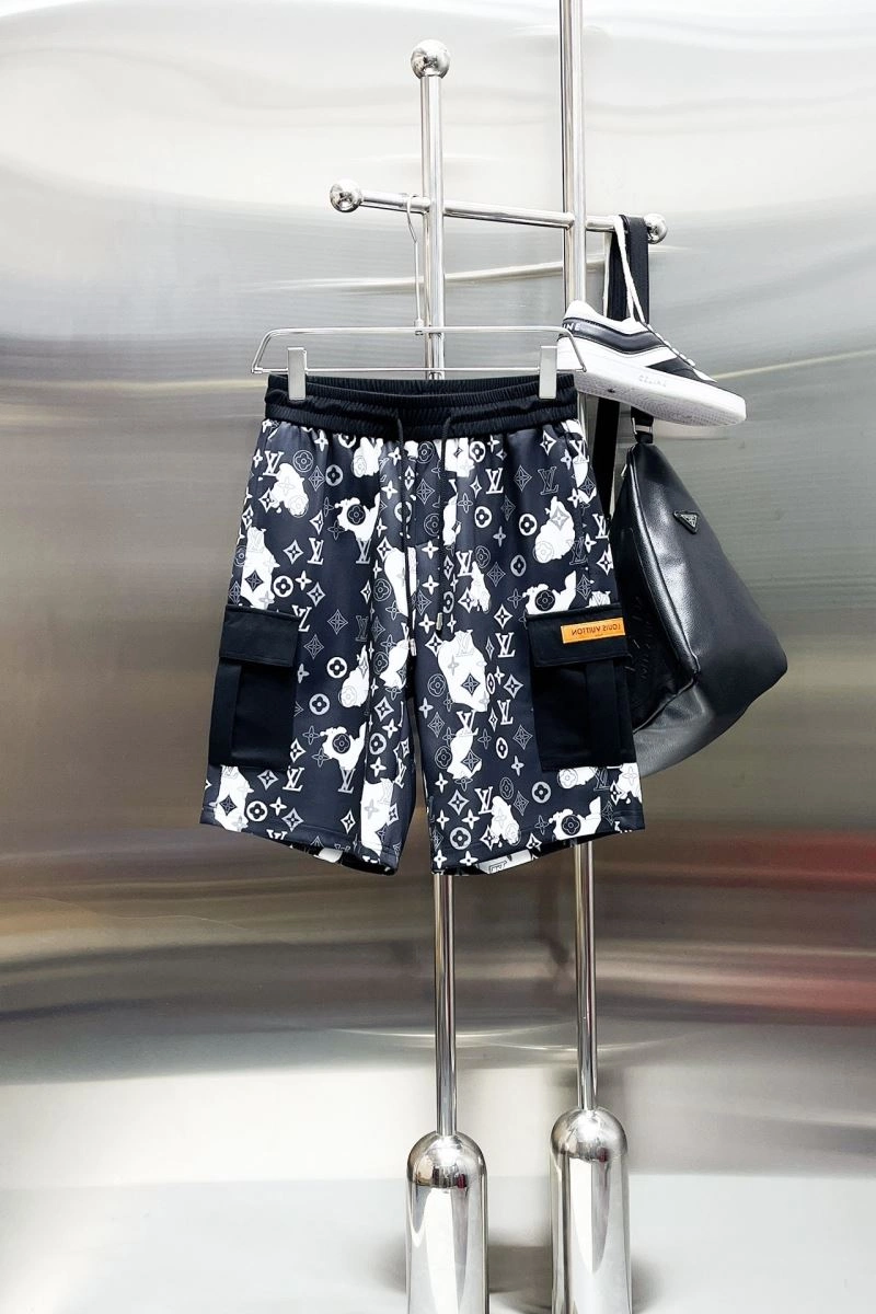 Louis Vuitton Short Pants MultiPurpose 137414