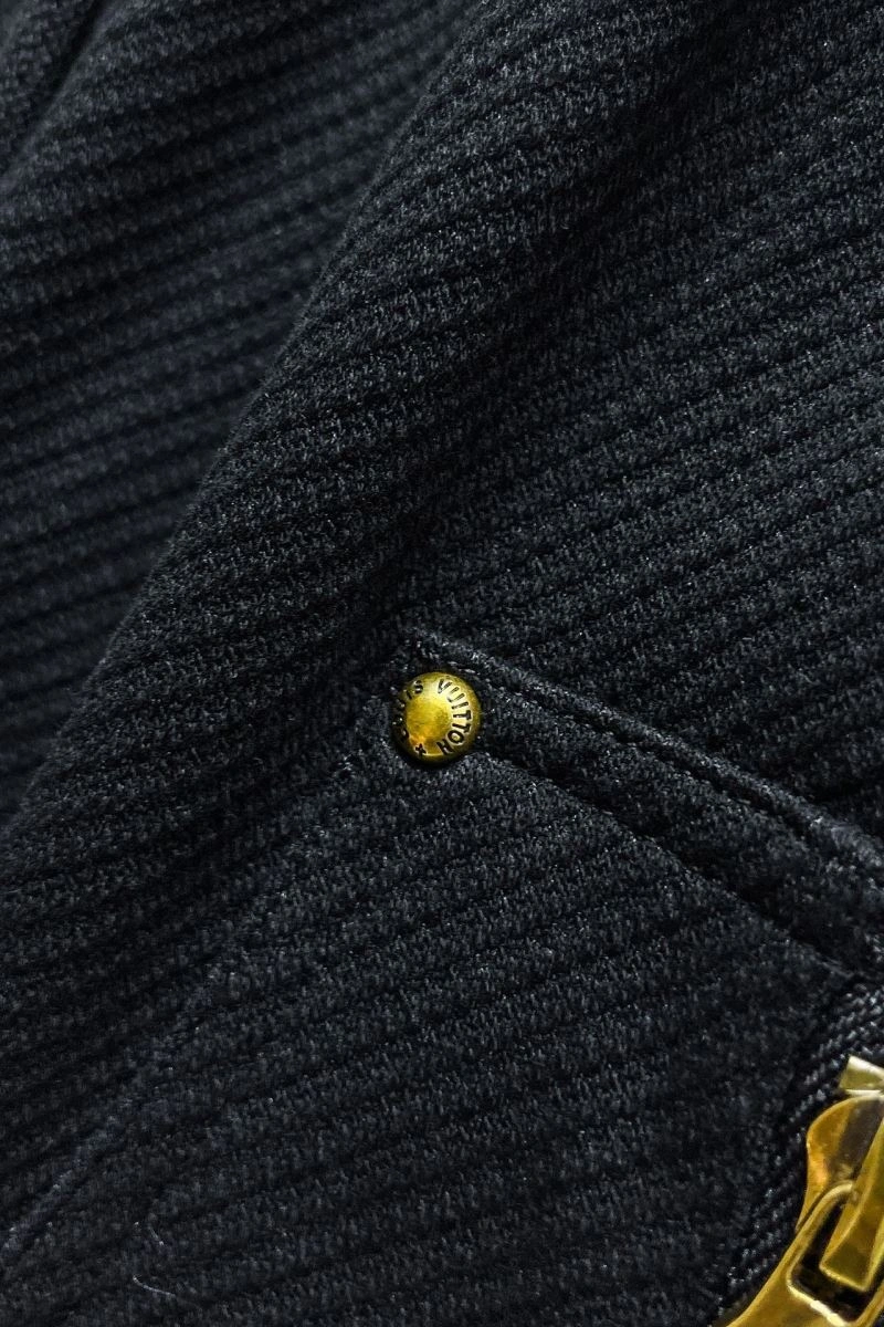 Louis Vuitton Short Pants Comfortable 137403