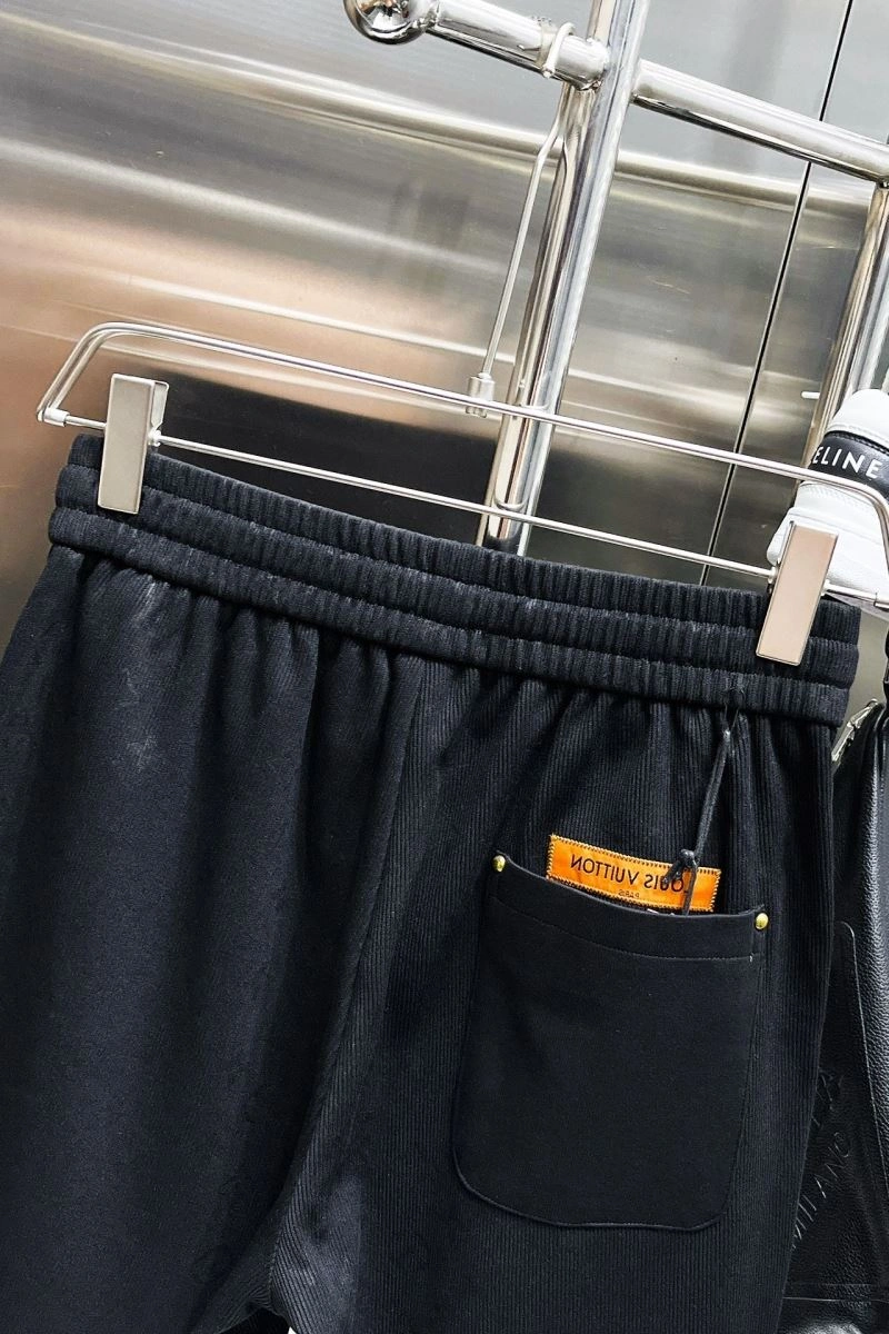 HighPerformance Louis Vuitton Short Pants 137401