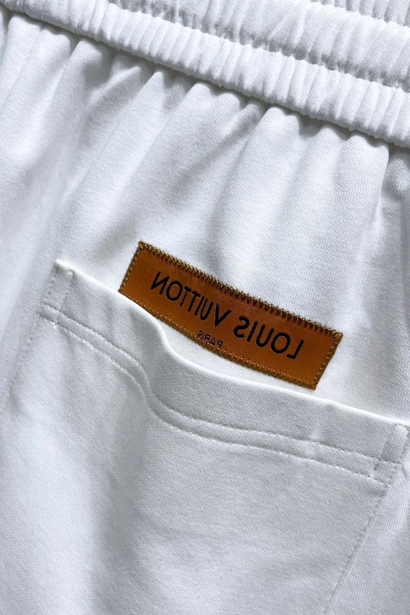 Flexible Louis Vuitton Short Pants 137394