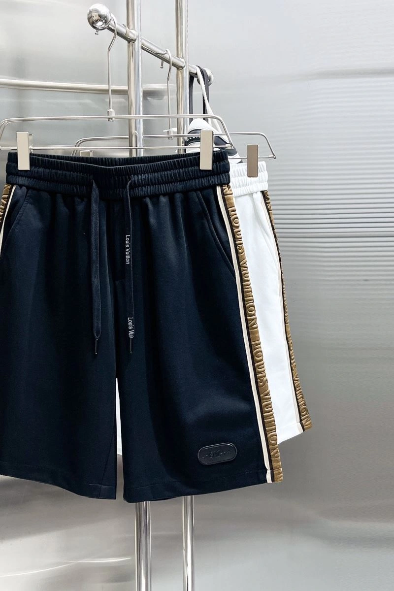 Flexible Louis Vuitton Short Pants 137394