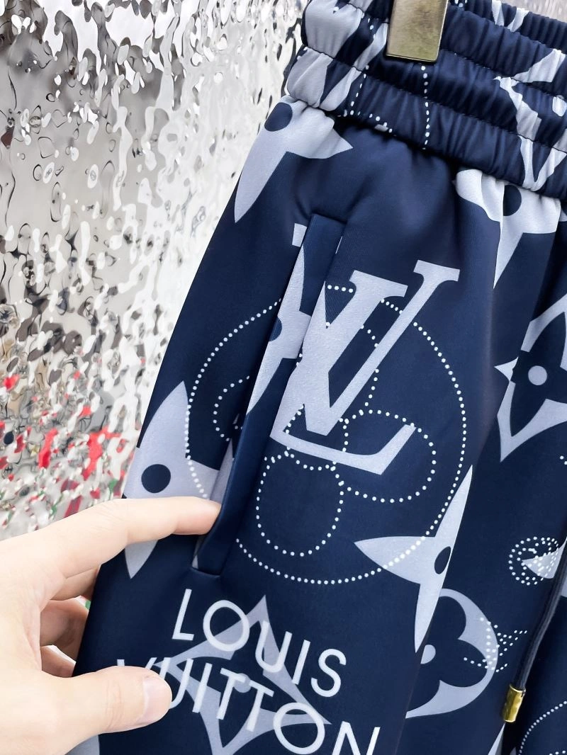 Louis Vuitton Short Pants WeatherProof 137387