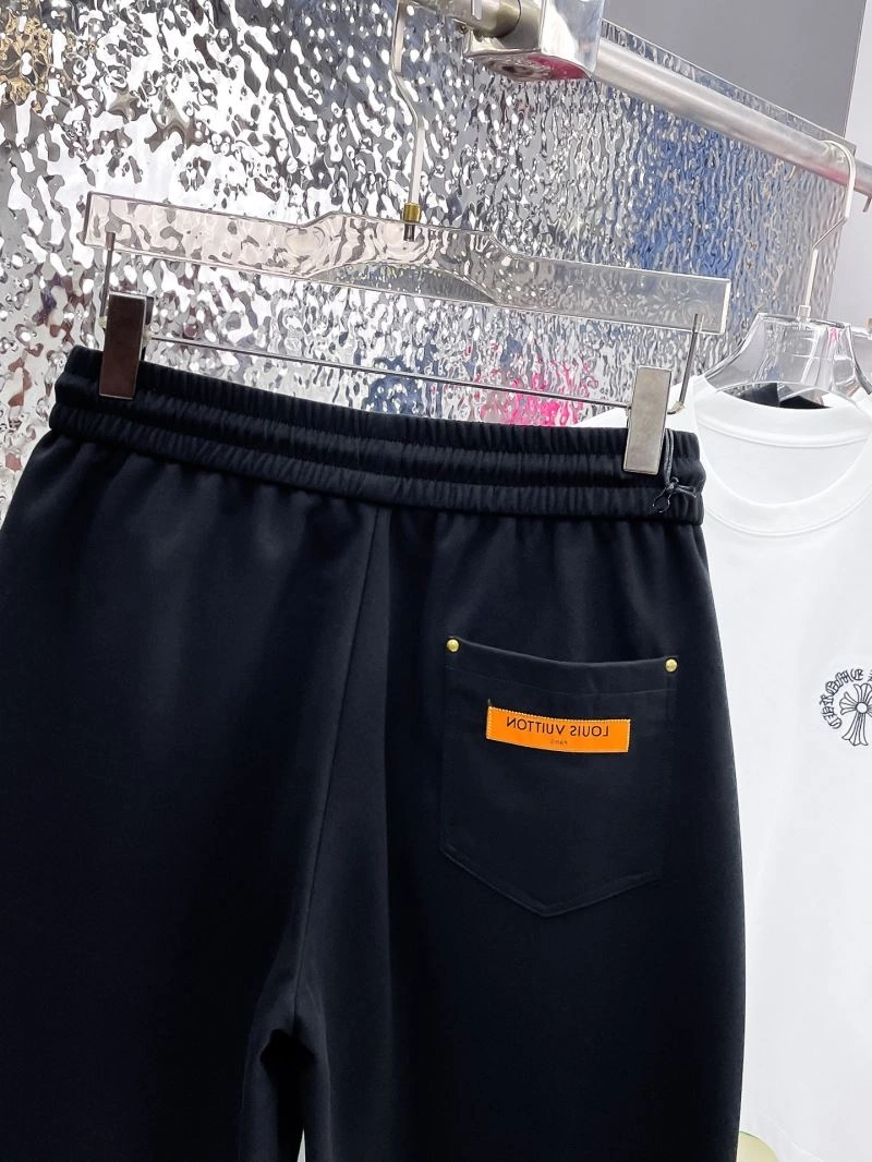 Vibrant Louis Vuitton Short Pants 137389