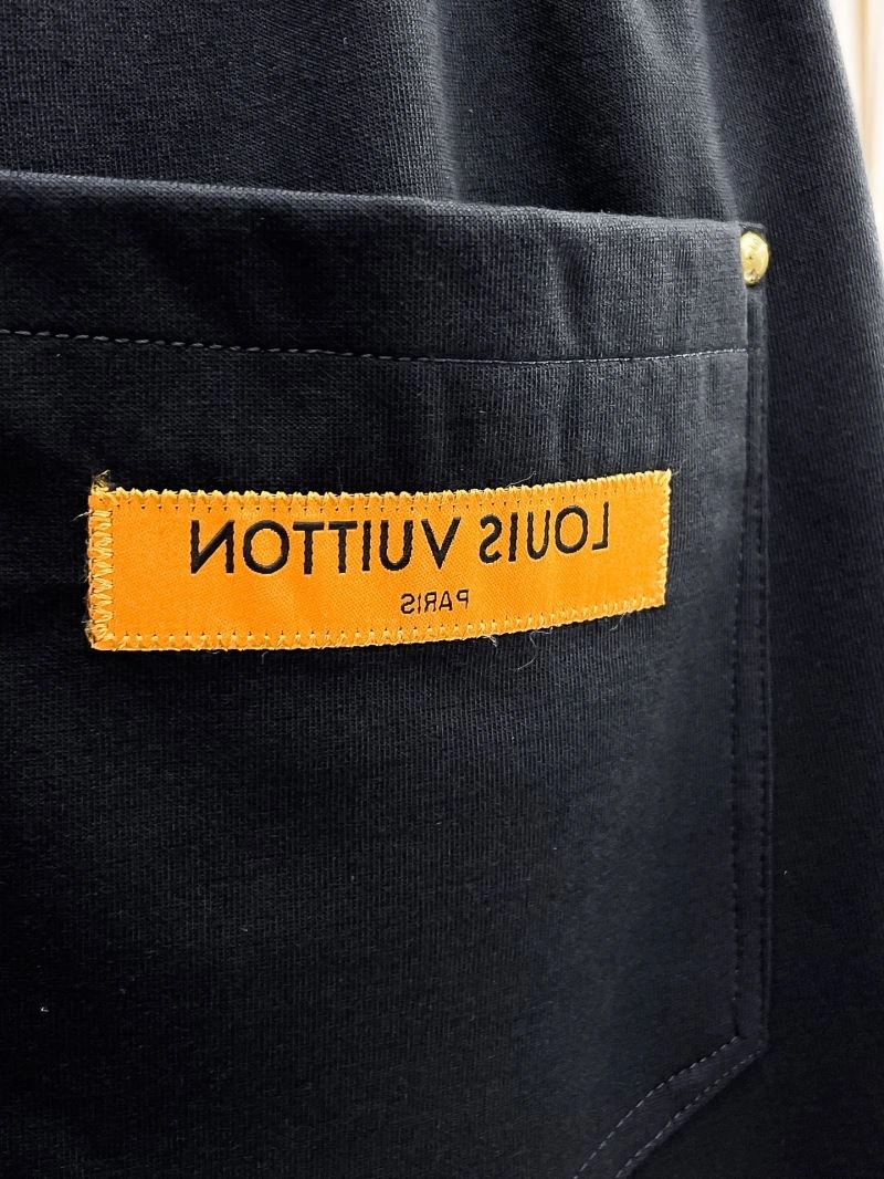 Vibrant Louis Vuitton Short Pants 137389