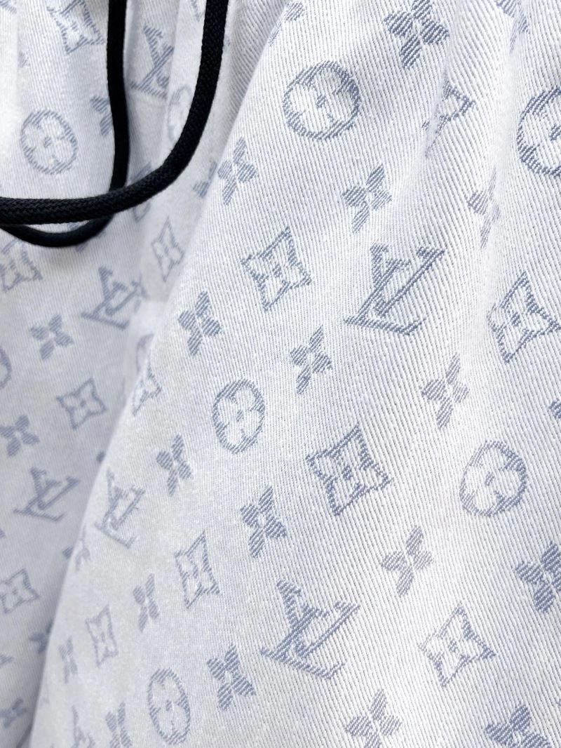 Louis Vuitton Short Pants FashionForward 137380