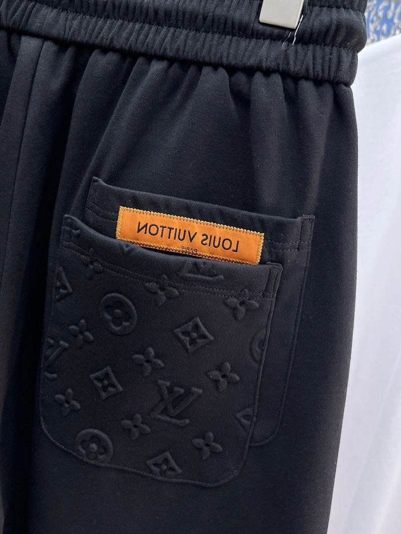 Louis Vuitton Short Pants Stretchable 137381