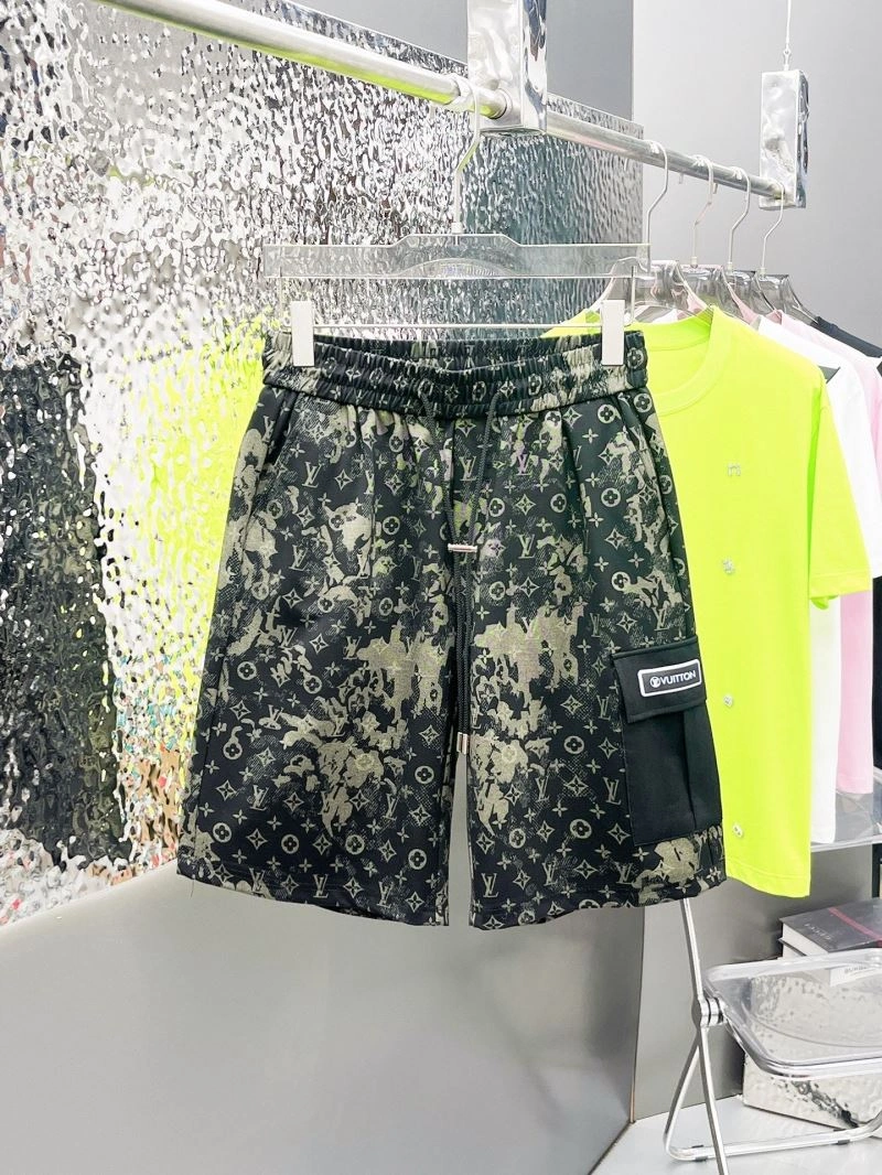 Effortless Louis Vuitton Short Pants 137373