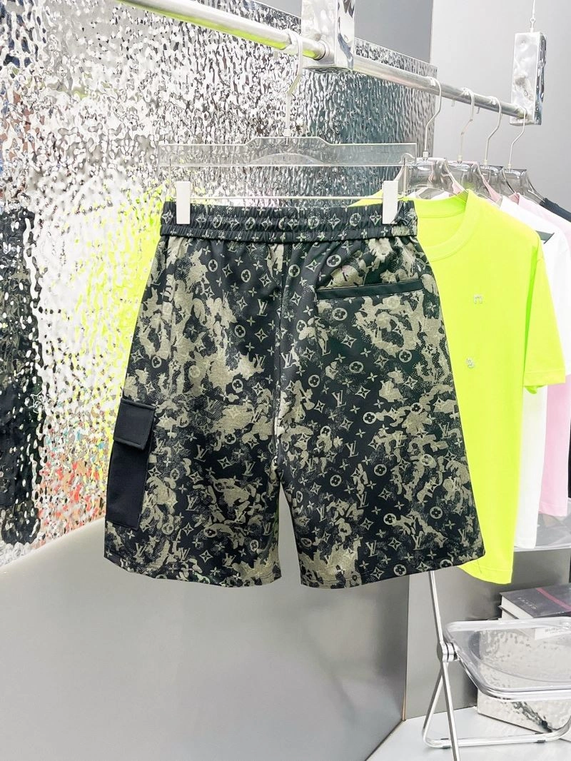 Effortless Louis Vuitton Short Pants 137373