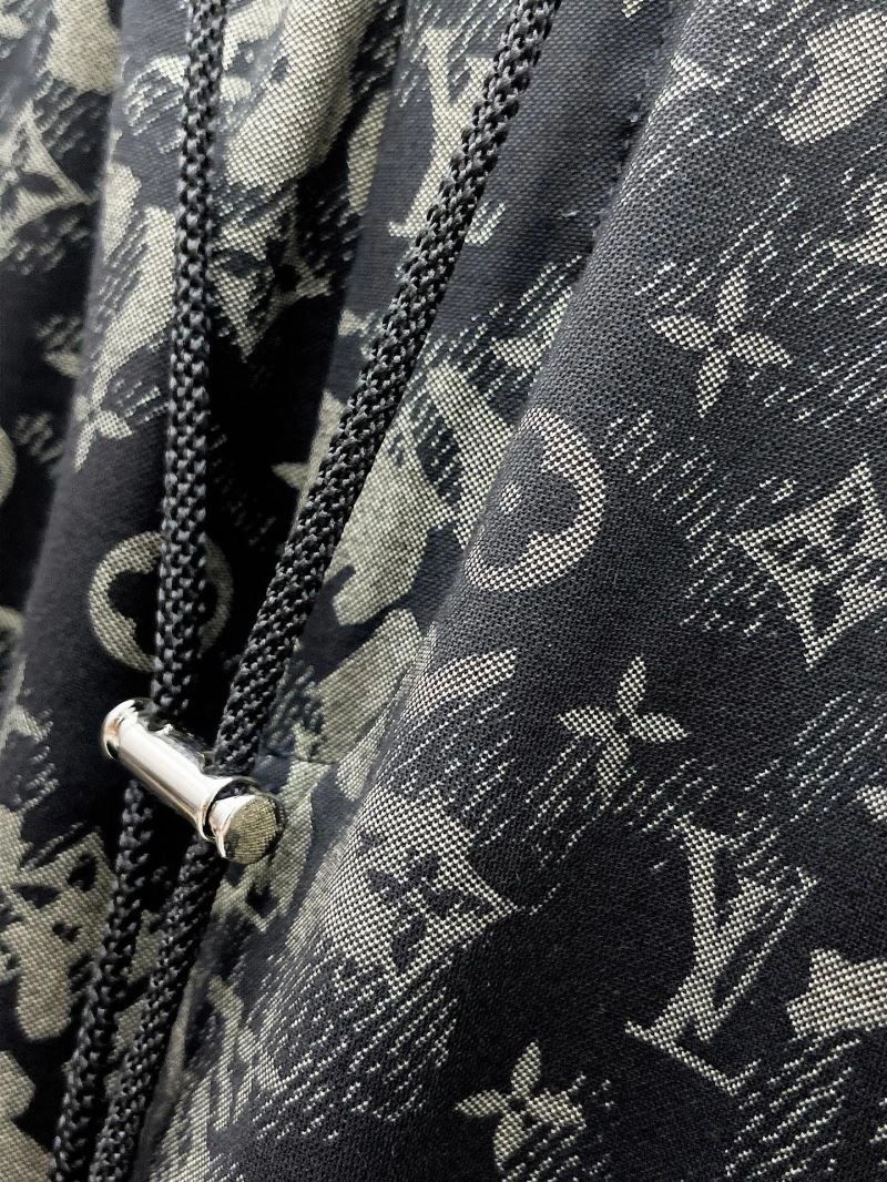 Effortless Louis Vuitton Short Pants 137373