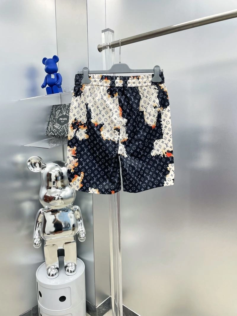 Vibrant Louis Vuitton Short Pants 137368