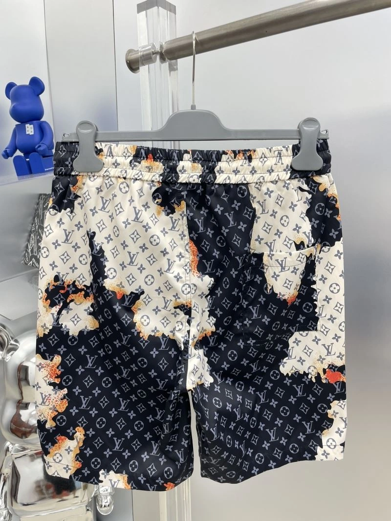 Vibrant Louis Vuitton Short Pants 137368