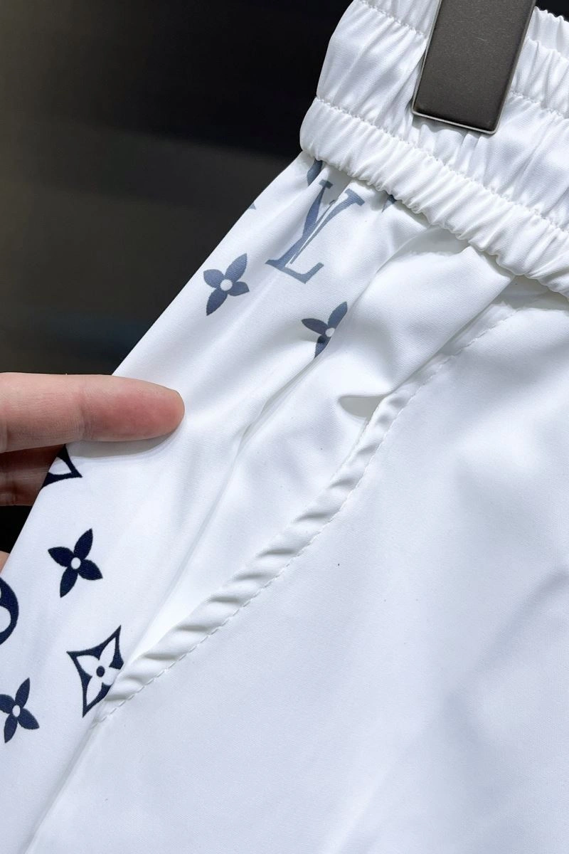 Durable Louis Vuitton Short Pants 137363