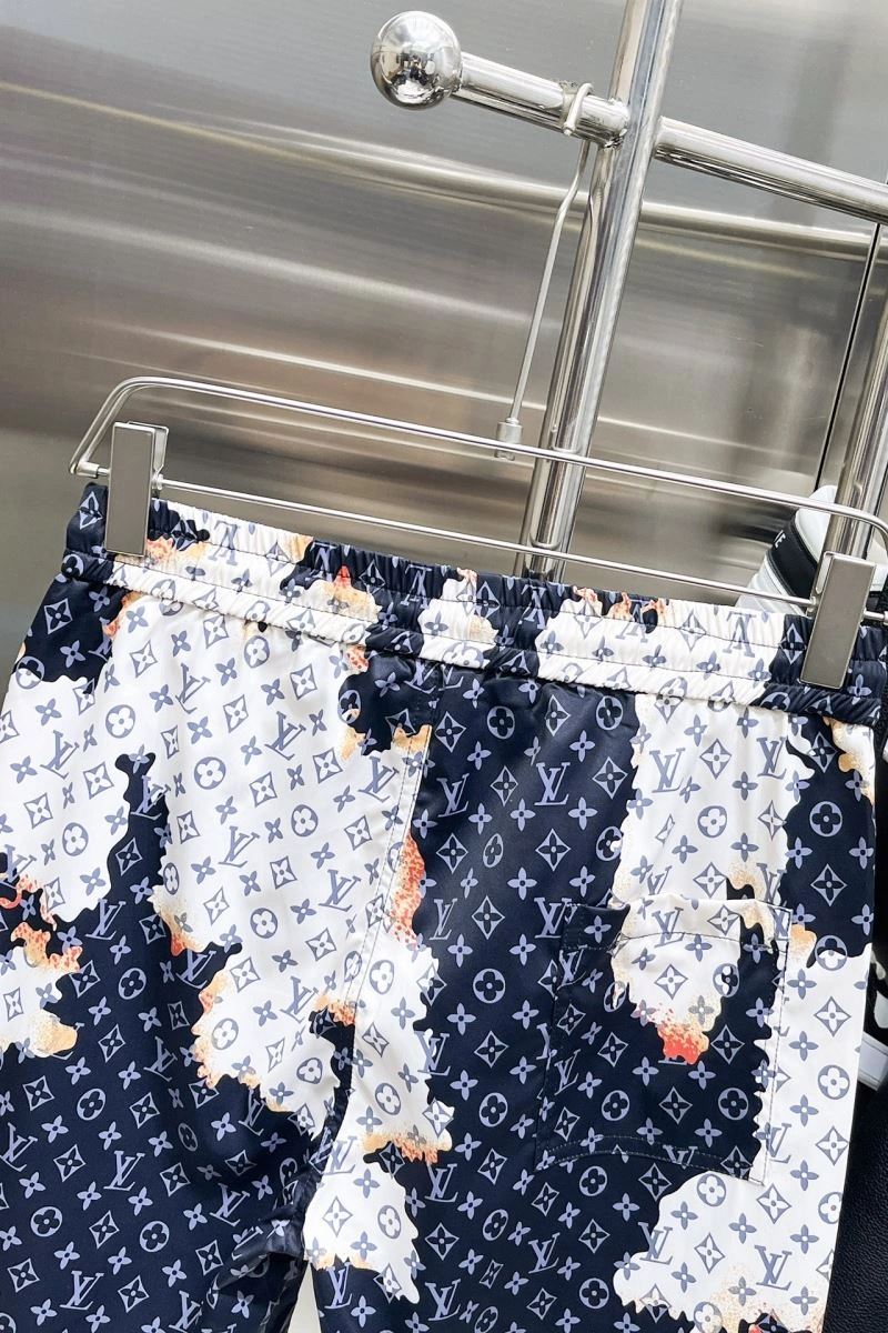 Louis Vuitton Short Pants Resilient 137365